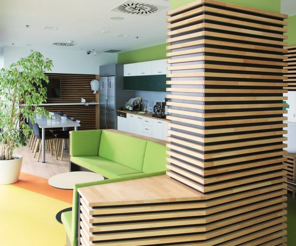 Citibank Bratislava Renovace interiéru - kuchyň a jídelna